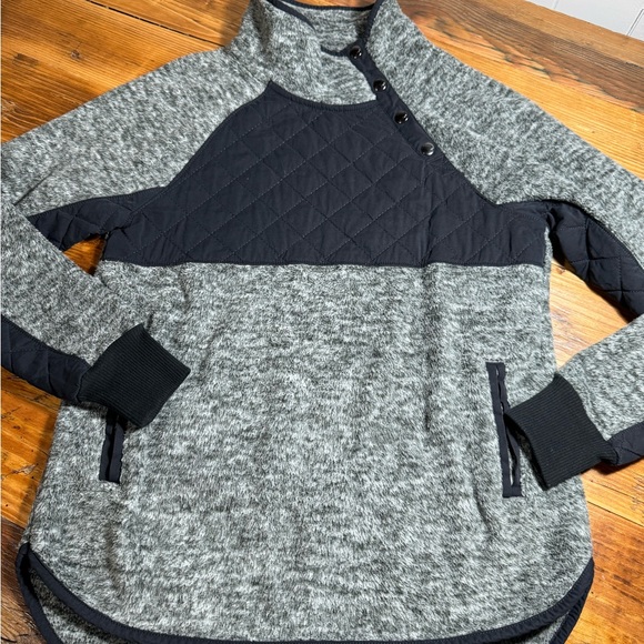 Abercrombie & Fitch Women Quilted Asymmetric Snap Button Fleece Pullover gray S - Picture 6 of 14